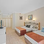 Hotel Alados
