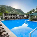 Alados Hotel