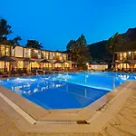 Alados Hotel Turgutkoy