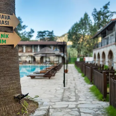 Bed & Breakfast Alados 2*