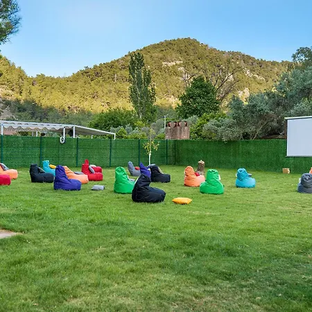 Alados Bed & Breakfast Turgutkoy