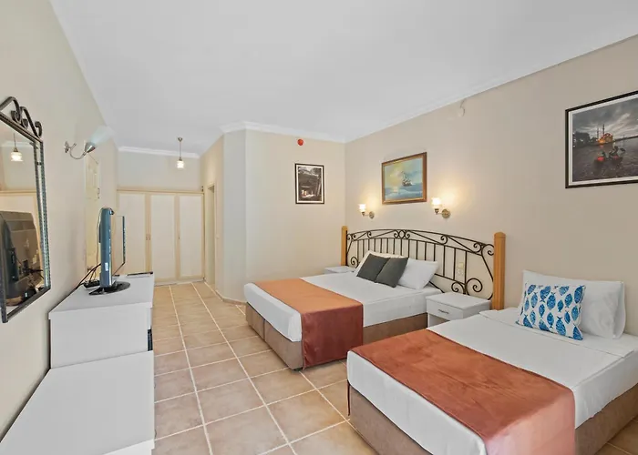 לינה וארוחת בוקר Alados