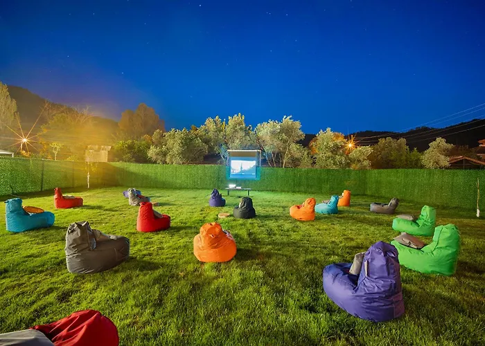 לינה וארוחת בוקר Alados Turgutkoy