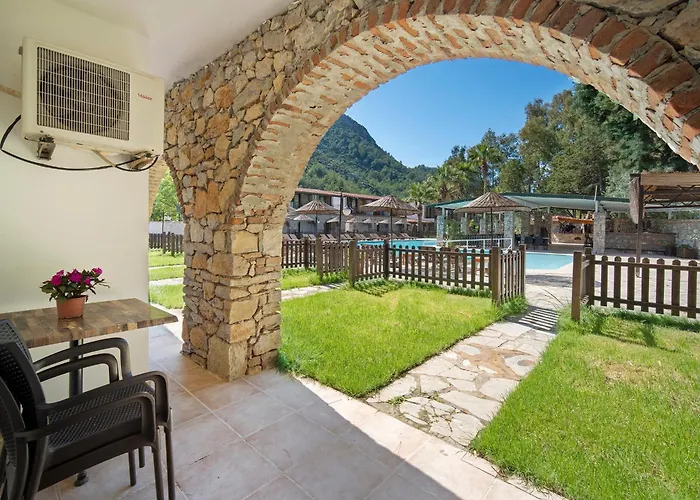 לינה וארוחת בוקר Alados